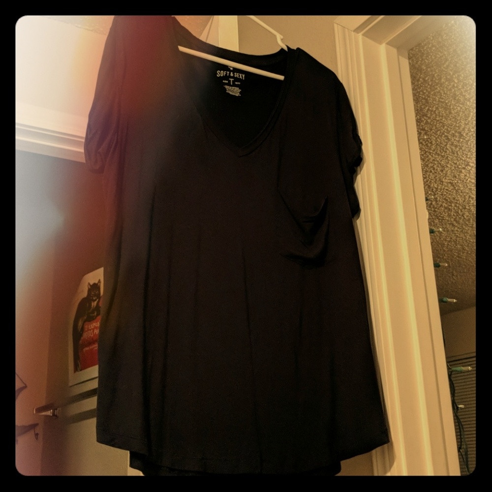 American Eagle Outfitters--Classic black tshirt